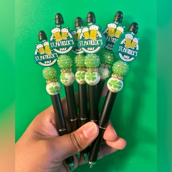 St Patrick’s Day ☘️ Beaded Pen - Picture 1 of 1